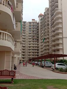 Image of 950 Sq.ft 2 BHK Apartment / Flat for sale in Royal Heritage, Sector 70, Faridabad for Rs. 6500000