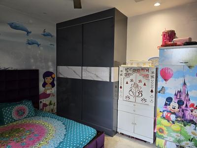 Bedroom Image of 1900 Sq.ft 3 BHK Builder Floor for sale in Tilak Nagar New Delhi for Rs. 30500000