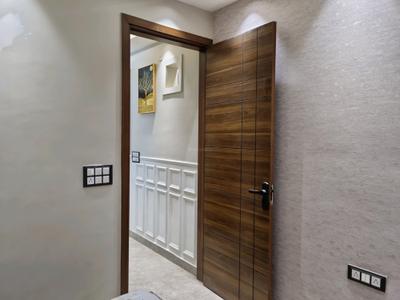 Bedroom Image of 810 Sq.ft 3 BHK Apartment / Flat for sale in Dwarka Mor New Delhi for Rs. 5000000