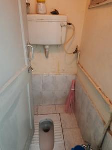 Bathroom Image of 450 Sq.ft 1 BHK Apartment / Flat for sale in Sion Mumbai for Rs. 10000000