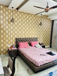 Bedroom Image of 2050 Sq.ft 3 BHK Apartment / Flat for sale in Panchsheel Pratishtha, Sector 75 Noida for Rs. 32500000