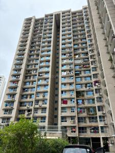 Image of 700 Sq.ft 1 BHK Apartment / Flat for sale in Royal Oasis, Malad West, Mumbai for Rs. 11500000