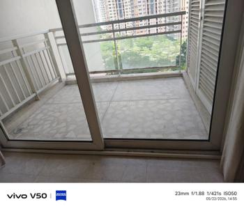Balcony Image of 1900 Sq.ft 3 BHK Apartment / Flat for sale in DLF Park Place, Sector 54 Gurgaon for Rs. 75000000