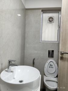 Bathroom Image of 1218 Sq.ft 3.5 BHK Apartment / Flat for sale in Ghatkopar East Mumbai for Rs. 42500000