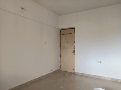 Living Room Image of 562 Sq.ft 1 BHK Apartment / Flat for rent in Magarpatta Heliconia, Hadapsar Pune for Rs. 21000