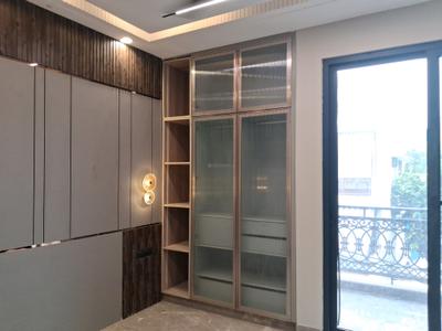 Bedroom Image of 1350 Sq.ft 3 BHK Builder Floor for sale in Paschim Vihar New Delhi for Rs. 27500000
