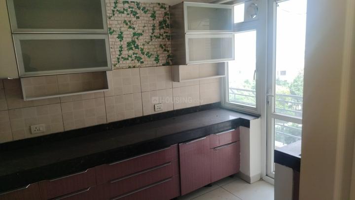 Mahindra Aura Main Image 1