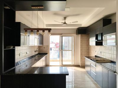 Kitchen Image of 4500 Sq.ft 4 BHK Builder Floor for sale in South City Luxury Floors, Sector 49 Gurgaon for Rs. 44500000