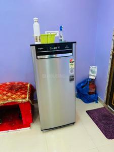 Bedroom Image of 900 Sq.ft 2 BHK Apartment / Flat for rent in Picnic Garden Kolkata for Rs. 27000
