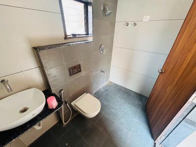 Image of 1500 Sq.ft 4 BHK Apartment / Flat for rent in Vadsar, Vadodara for Rs. 22000
