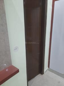 Bedroom Image of 1000 Sq.ft 2 BHK Builder Floor for rent in Preet Vihar New Delhi for Rs. 25000