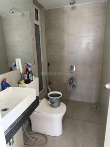 Bathroom Image of 750 Sq.ft 2 BHK Apartment / Flat for sale in Nine Dimensions Shanta Durga, Mahim Mumbai for Rs. 40000000