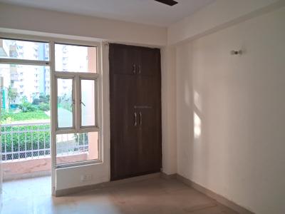 Bedroom Image of 1150 Sq.ft 2.5 BHK Apartment / Flat for rent in Supertech Cape Town by Supertech Limited, Sector 74 Noida for Rs. 27000