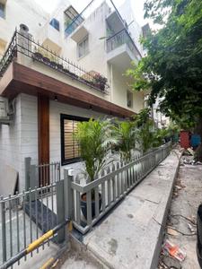 Image of 2500 Sq.ft 4 BHK Apartment / Flat for sale in DDA Sector Pocket B C, Vasant Kunj, New Delhi for Rs. 44000000