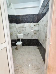 Bathroom Image of 1000 Sq.ft 2 BHK Duplex for rent in Chandesari Ujjain for Rs. 9000