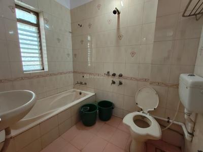 Bathroom Image of Paying Guest in surat in Althan, Surat