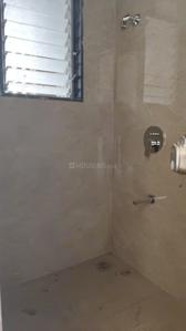 Bathroom Image of 587 Sq.ft 1 BHK Apartment / Flat for sale in Goregaon Sukhniwas Co operative Housing Society Limited, Goregaon West Mumbai for Rs. 13500000