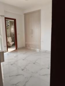 Bedroom Image of 1700 Sq.ft 3 BHK Apartment / Flat for rent in Purvanchal Royal City Phase 2, Chi V Greater Noida for Rs. 35000