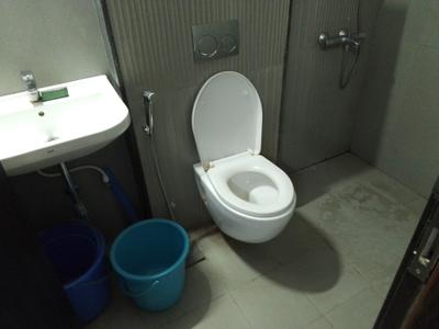 Runal Spacio Bathroom Two 4