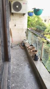 Balcony Image of 1500 Sq.ft 3 BHK Builder Floor for rent in Arjun Nagar New Delhi for Rs. 75000