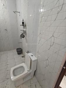 Bathroom Image of 2200 Sq.ft 5 BHK Independent House for sale in Rajajipuram Lucknow for Rs. 12000000
