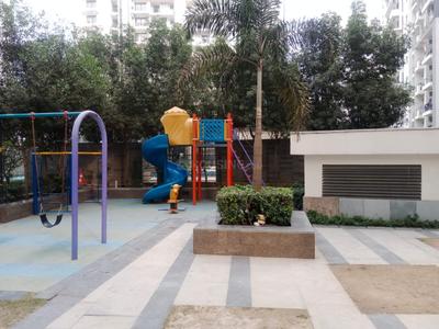 Image of 1250 Sq.ft 2 BHK Apartment / Flat for sale in Godrej Oasis, Sector 88A, Gurgaon for Rs. 15000000