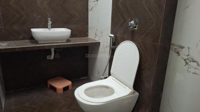 Image of 1250 Sq.ft 3.5 BHK Apartment / Flat for sale in Andheri West, Mumbai for Rs. 40000000