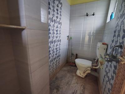 Bathroom Image of 940 Sq.ft 2 BHK Apartment / Flat for sale in Kasba Kolkata for Rs. 5100000