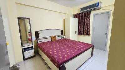 Bedroom Image of 1000 Sq.ft 2 BHK Apartment / Flat for rent in Adani Shantigram, Shantigram Ahmedabad for Rs. 38000