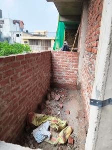 Balcony Image of 1000 Sq.ft 3 BHK Builder Floor for sale in Mayur Vihar Phase 1 New Delhi for Rs. 13500000