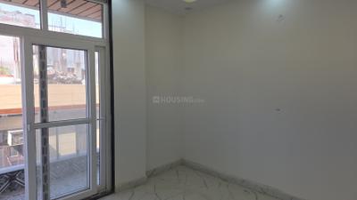 Bedroom Image of 915 Sq.ft 3 BHK Builder Floor for sale in Bharat Vihar New Delhi for Rs. 8500000