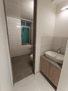Bathroom Image of 1550 Sq.ft 3 BHK Apartment / Flat for sale in Yashada Vantage Twenty One, Pimple Saudagar Pune for Rs. 22000000