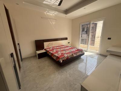 Bedroom Image of 2700 Sq.ft 4 BHK Apartment / Flat for rent in Mayfield Garden Luxury Floors, Mayfield Garden Gurgaon for Rs. 75000