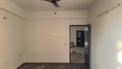 Bedroom Image of 1349 Sq.ft 3 BHK Apartment / Flat for rent in Gardenia Glory, Sector 46 Noida for Rs. 36500