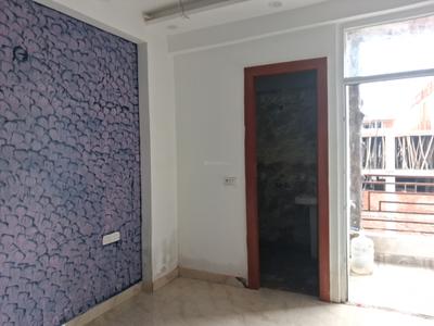 Bedroom Image of 950 Sq.ft 2 BHK Apartment / Flat for sale in Sector 73 Noida for Rs. 3990000