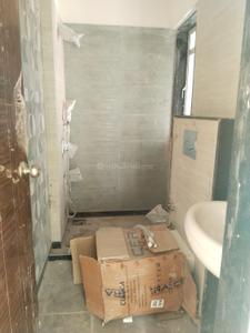 Bathroom Image of 693 Sq.ft 2 BHK Apartment / Flat for sale in Jiten Apartment, Andheri West Mumbai for Rs. 19000000