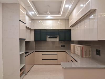 Kitchen Image of 1800 Sq.ft 3 BHK Builder Floor for sale in Paschim Vihar New Delhi for Rs. 38500000