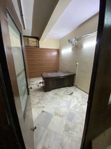Bathroom Image of 2835 Sq.ft 4 BHK Builder Floor for rent in DLF Phase 1 Gurgaon for Rs. 80000