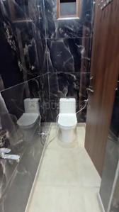 Bathroom Image of 660 Sq.ft 1 BHK Builder Floor for rent in Subhash Nagar New Delhi for Rs. 24000