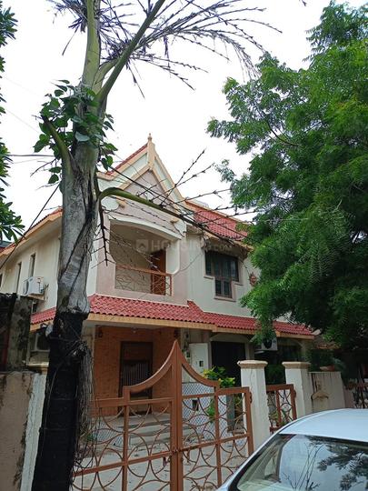 Thaltej Main Image 1