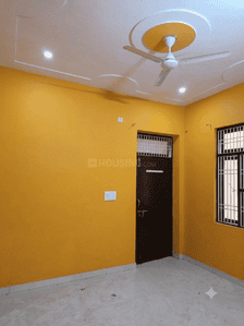 Bedroom Image of 900 Sq.ft 2 BHK Independent House for rent in Shastripuram Agra for Rs. 11000