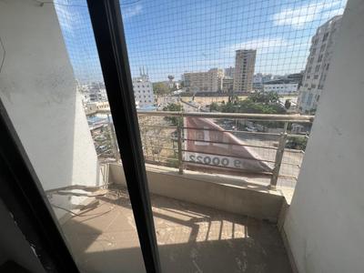 Balcony Image of 1400 Sq.ft 3 BHK Apartment / Flat for rent in New Alkapuri Vadodara for Rs. 19000