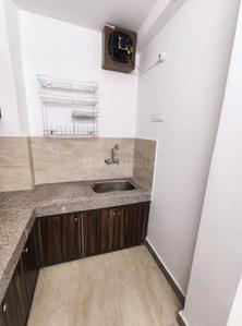 Kitchen Image of 550 Sq.ft 1 RK Builder Floor for rent in Sector 40 Gurgaon for Rs. 22999
