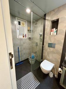 Bathroom Image of 960 Sq.ft 2 BHK Apartment / Flat for rent in Vasant Vihar Complax, Thane West Thane for Rs. 54000
