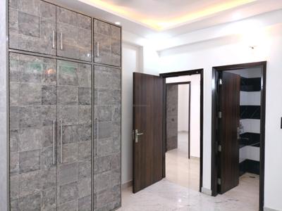Bedroom Image of 2400 Sq.ft 4 BHK Apartment / Flat for sale in CGHS Guru Apartments, Sector 6 Dwarka New Delhi for Rs. 35800000