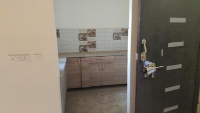 Kitchen Image of 1075 Sq.ft 2 BHK Apartment / Flat for rent in Gaur City 7th Avenue, Noida Extension Greater Noida for Rs. 20100