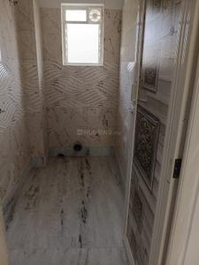 Bathroom Image of 880 Sq.ft 2 BHK Apartment / Flat for sale in Naktala Kolkata for Rs. 5800000
