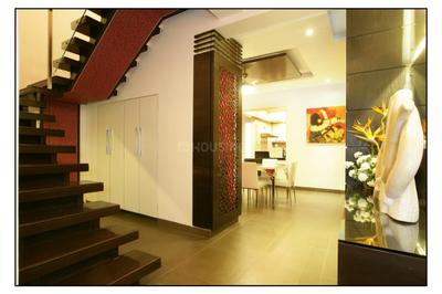 Hall Image of 4000 Sq.ft 7 BHK Apartment / Flat for sale in Rugved Apartments, Shivaji Nagar Pune for Rs. 60000000