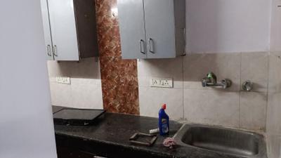 Kitchen Image of 420 Sq.ft 1 BHK Builder Floor for sale in Govindpuri New Delhi for Rs. 2000000