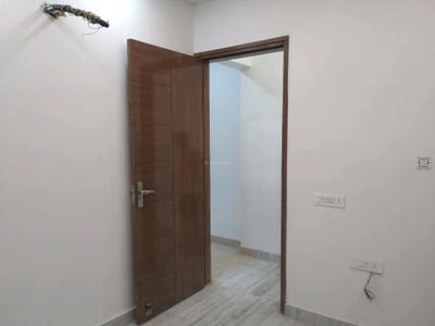 Bedroom Image of 900 Sq.ft 2 BHK Builder Floor for sale in Mukherjee Nagar New Delhi for Rs. 12500000